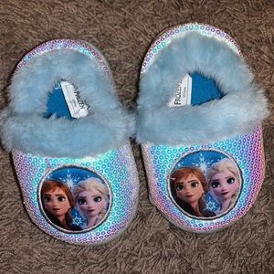 Frozen House Slippers